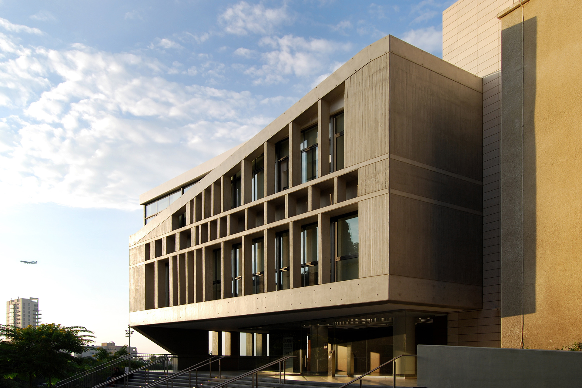 AUB_Masri_Building_09